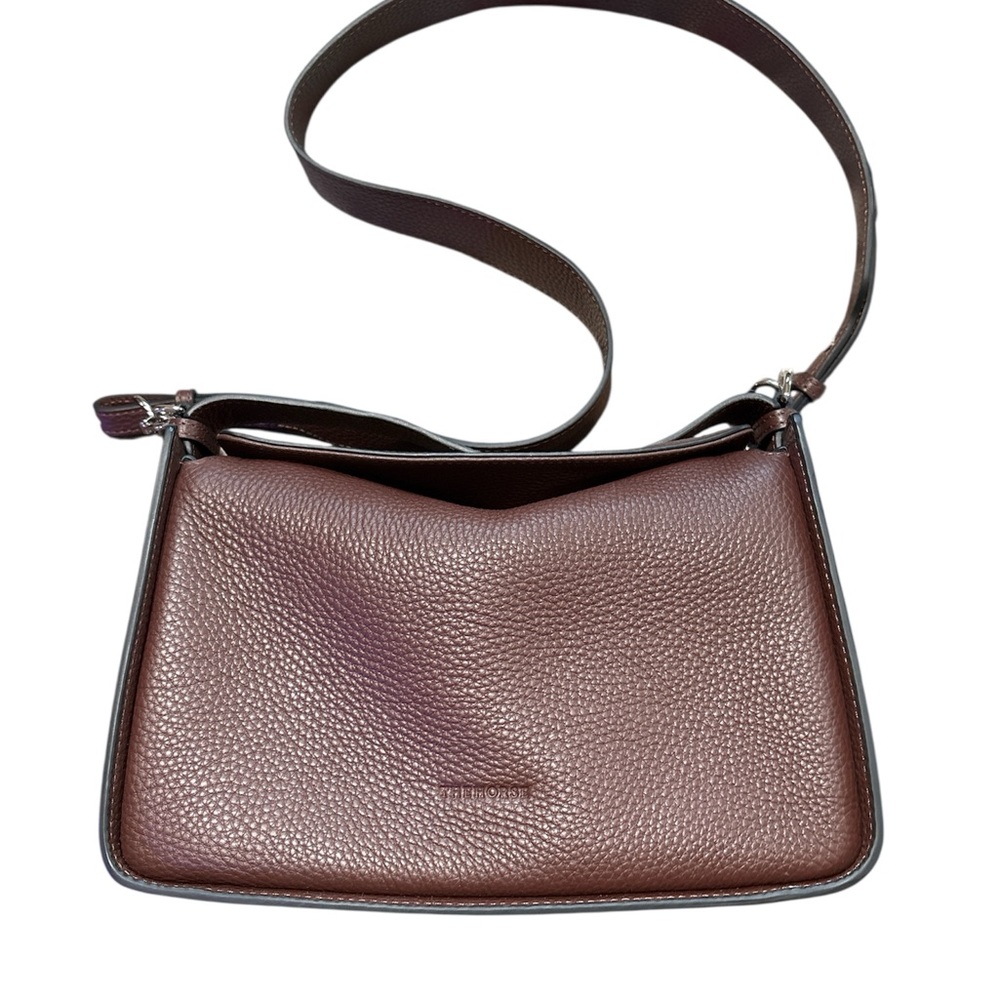 The horse Clementine Bag in coffee